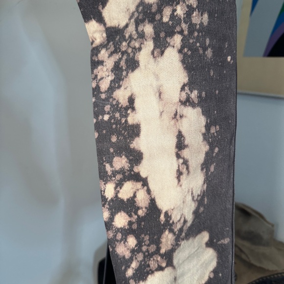 Gucci Jeans - Picture 15 of 16